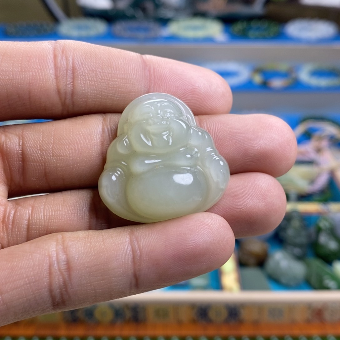 和田玉吊坠未镶嵌