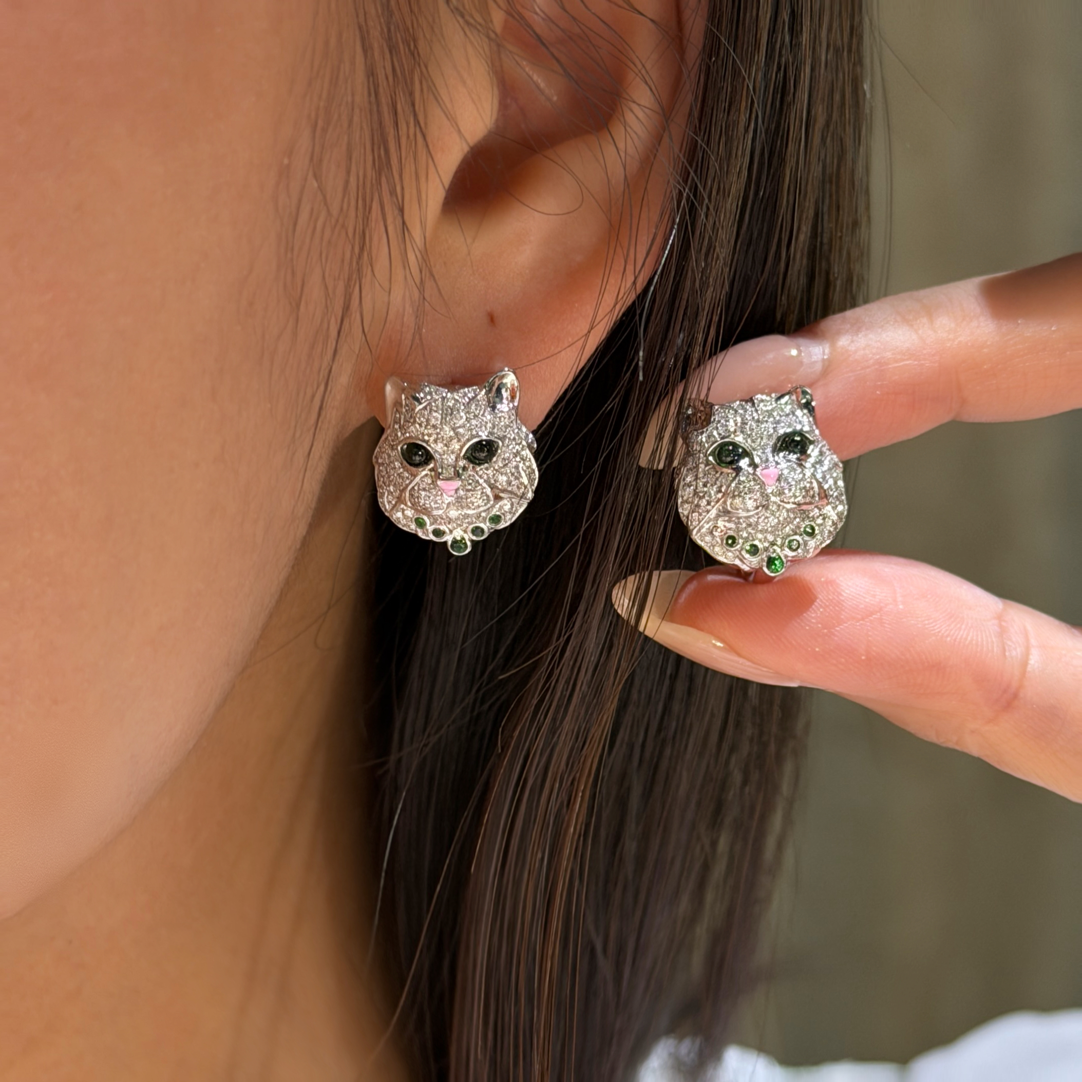 QANNA【满钻宠物猫】【大钻设计款】重金版时尚可爱豪华钻石耳扣AY