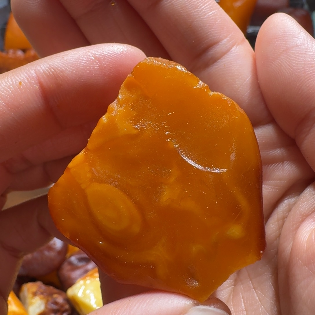 定制琥珀未镶嵌定制