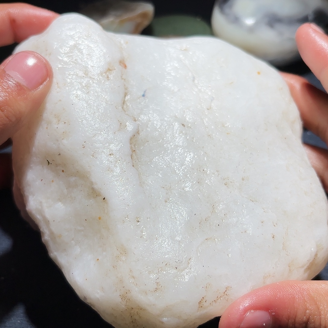 和田玉未镶嵌珠宝奇石