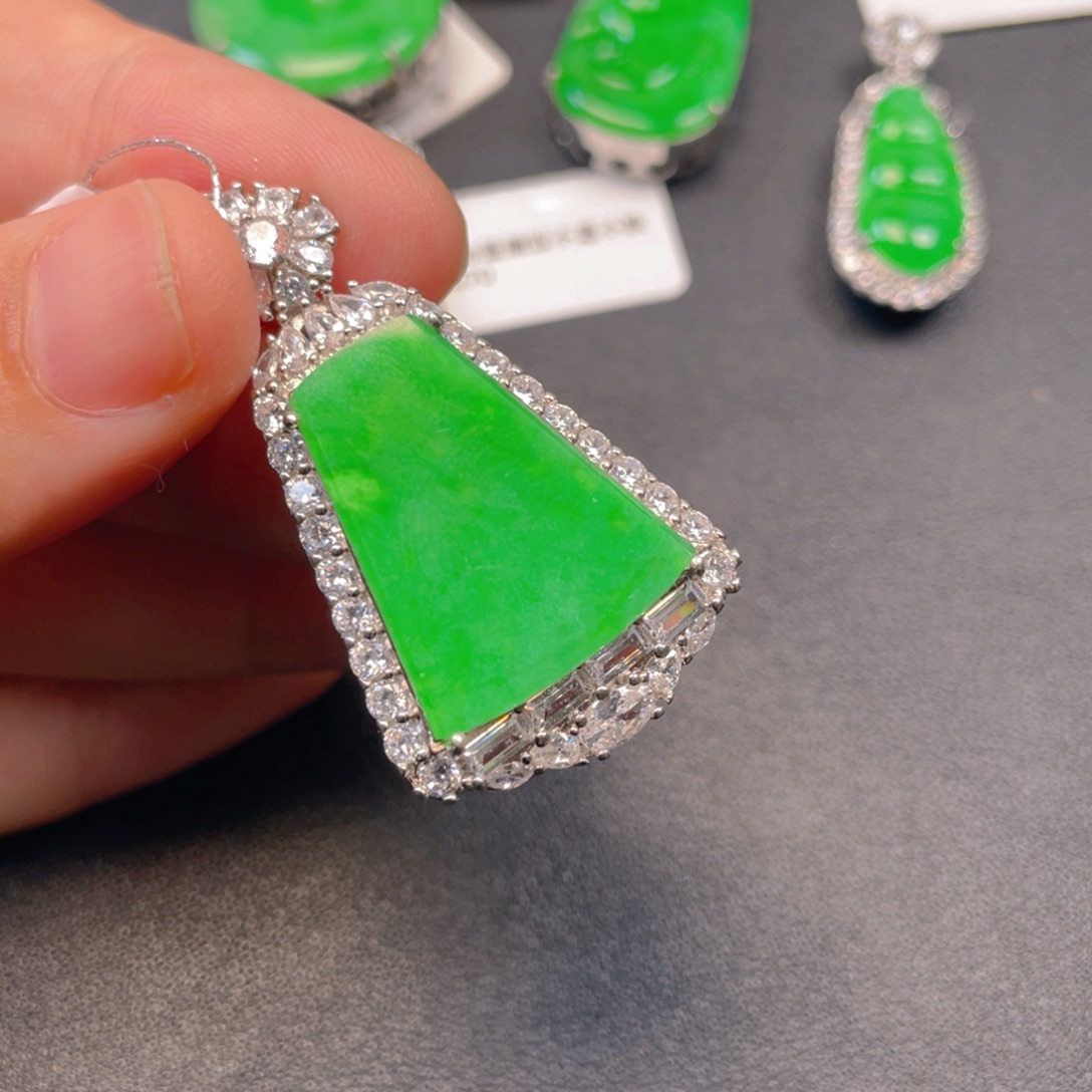 吊坠(不含链)银S925镶嵌翡翠