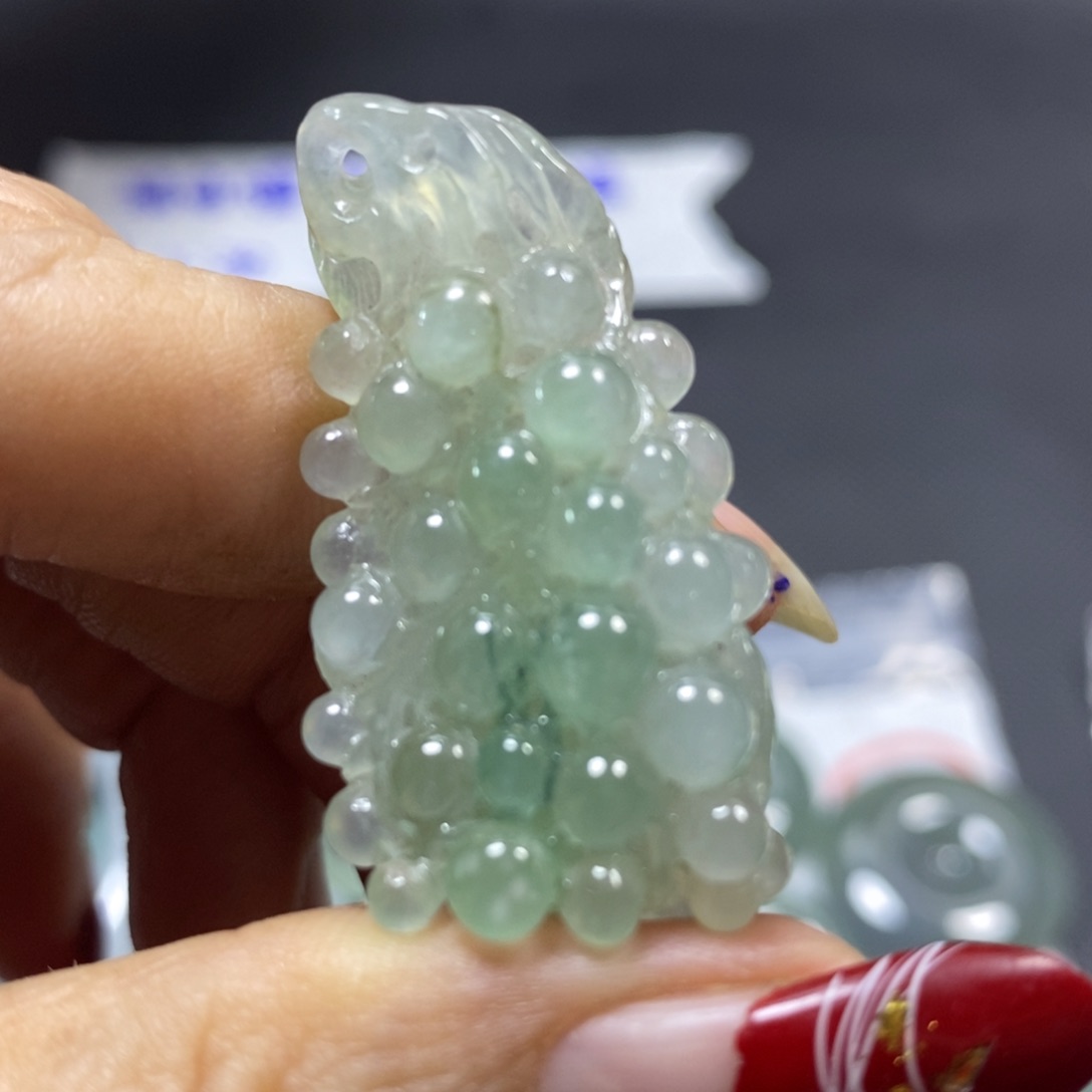 定制翡翠未镶嵌挂件