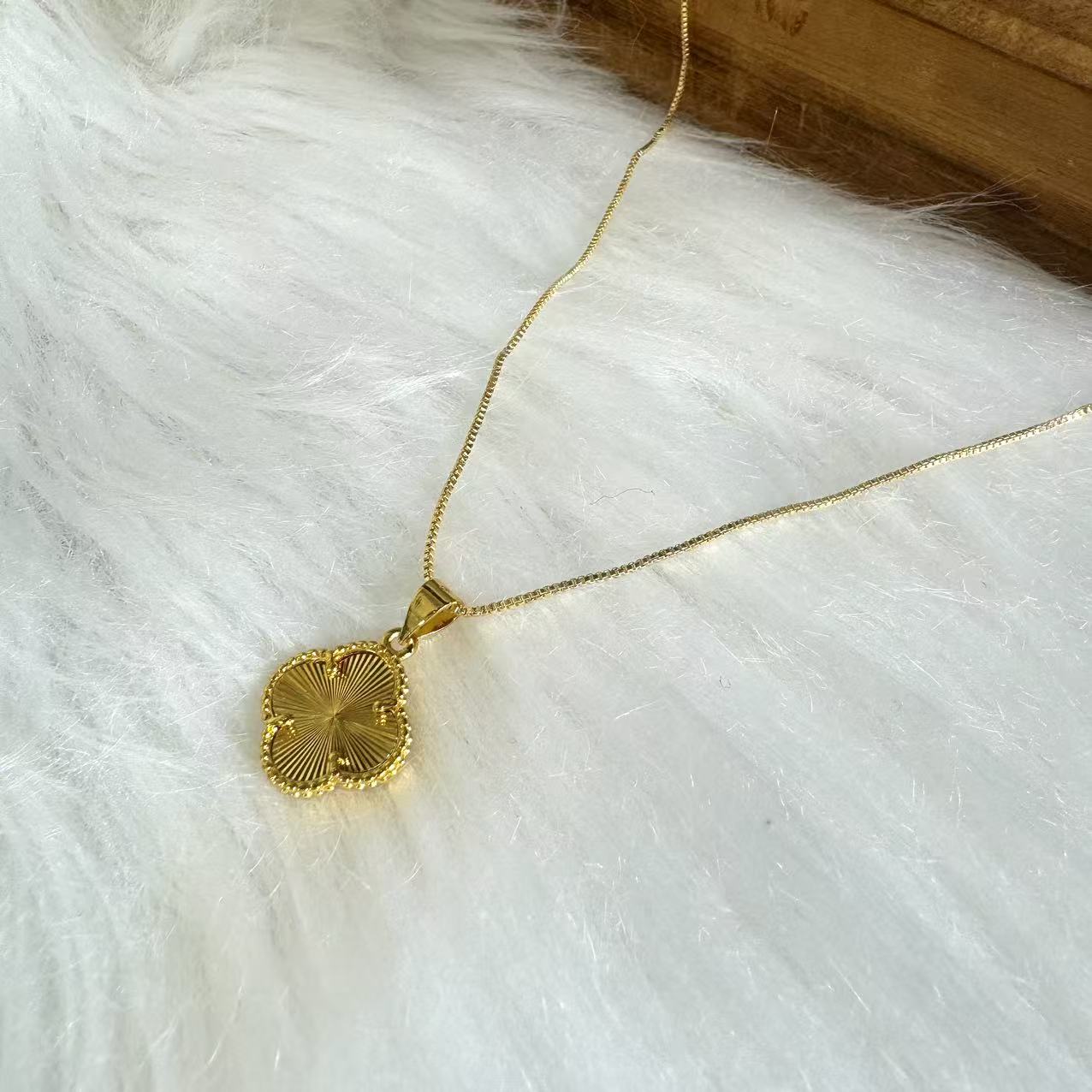 合金吊坠 正品【Lossy Row】拉丝四叶草吊坠宋链DHQT43