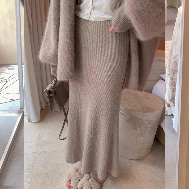 孕妇半身裙秋冬款温柔风针织鱼尾裙冬季中长款显瘦包臀裙子不勒肚