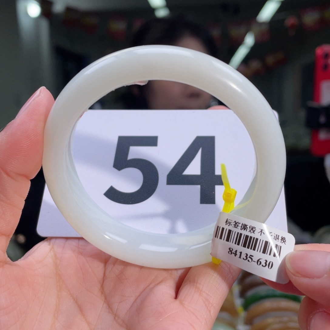 和田玉手镯未镶嵌?**堂新疆白