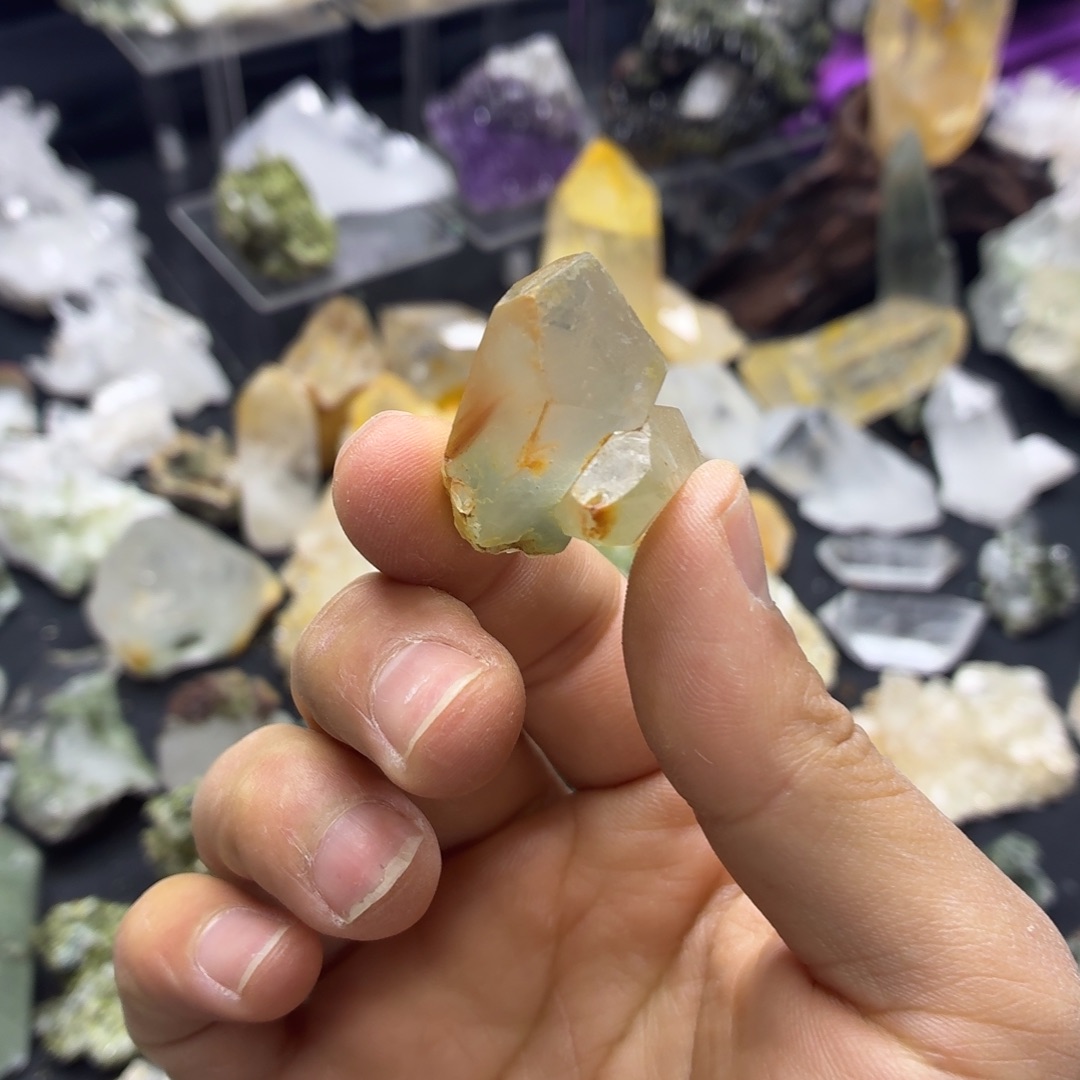 石材皇女兔毛水晶