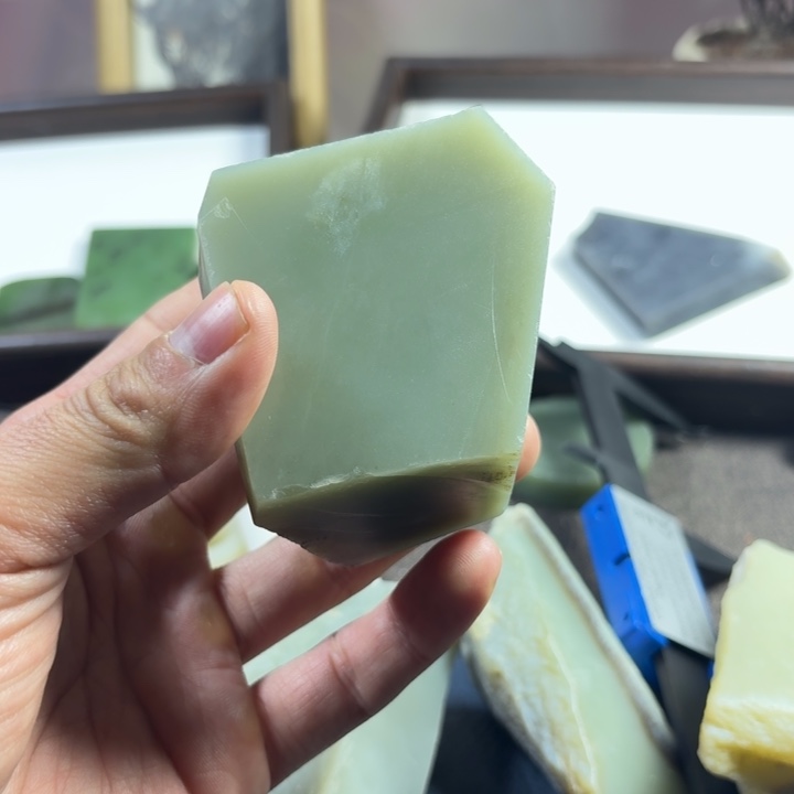 和田玉（糖玉）未镶嵌珠宝半成品