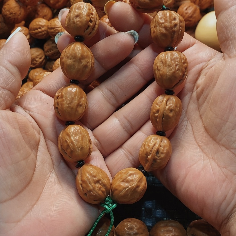 【闪购商品】文玩核桃吊坠桃心