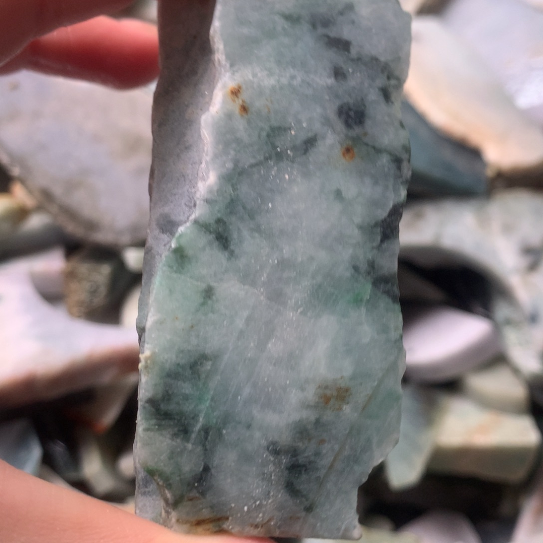 翡翠颈饰未镶嵌缅甸翡翠