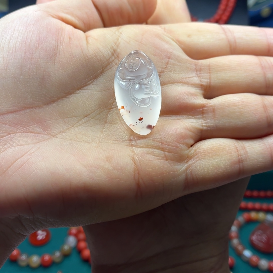 南红玛瑙未镶嵌颈饰