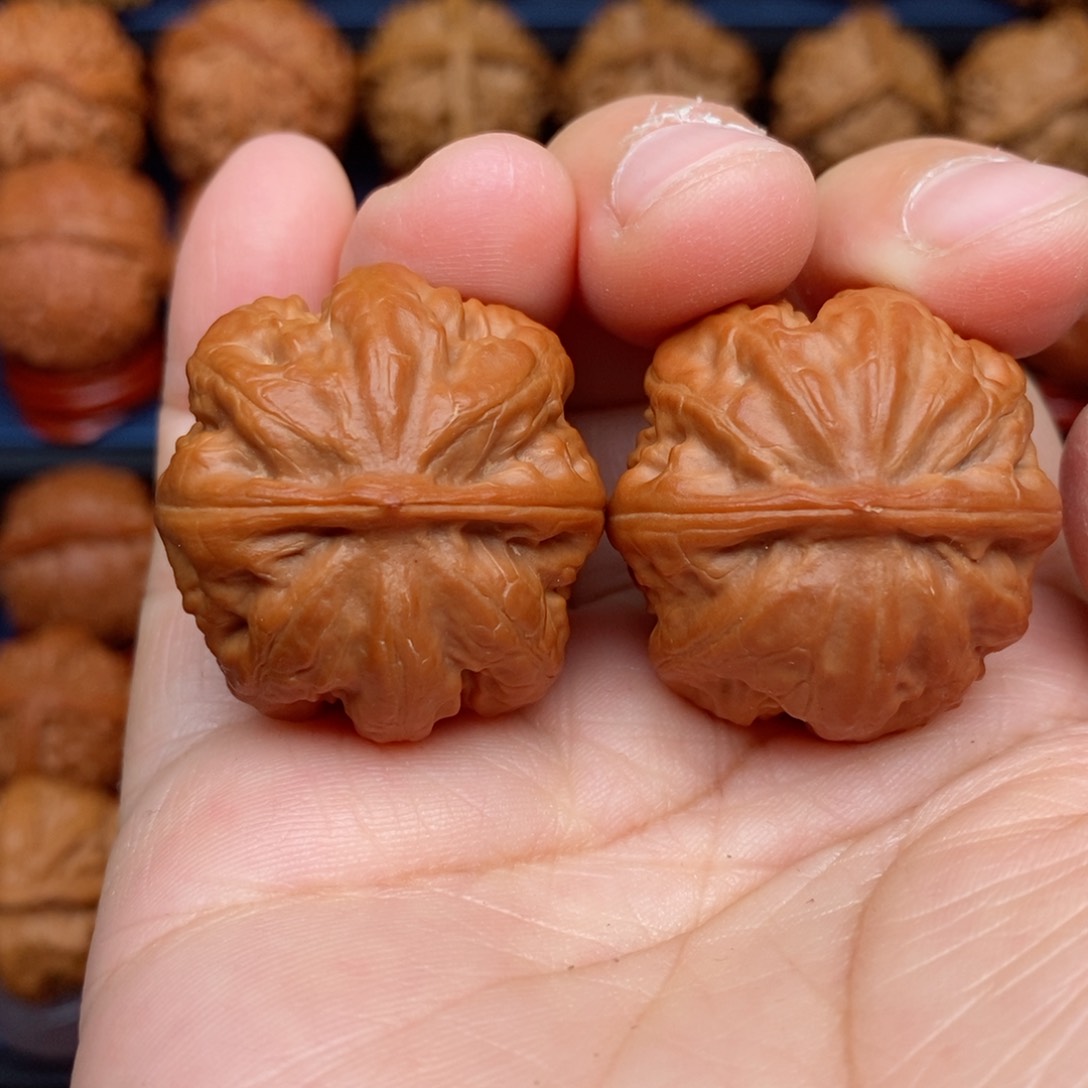 把件文玩核桃手捻精品方头粗筋