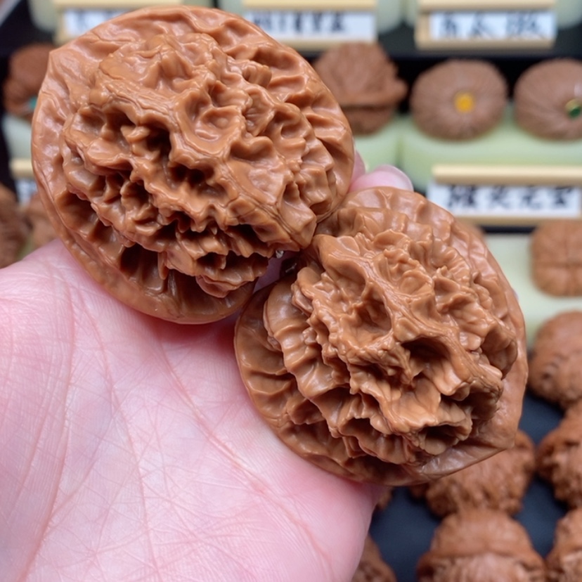 【闪购商品】文玩核桃吊坠帝王49