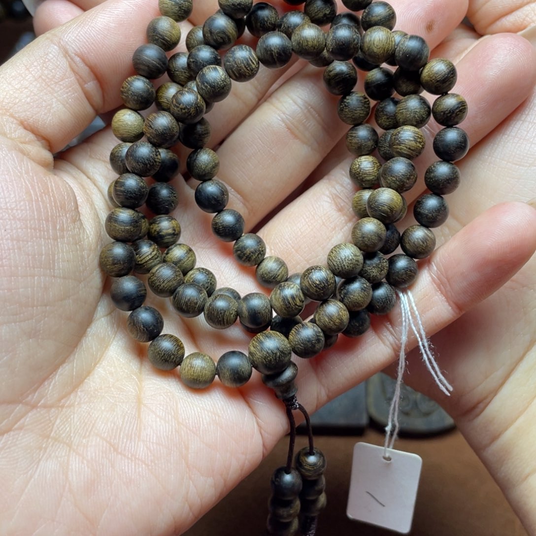 沉香手串烟*越南芽庄白奇楠0.6爆满虎斑留疤圆珠沉水