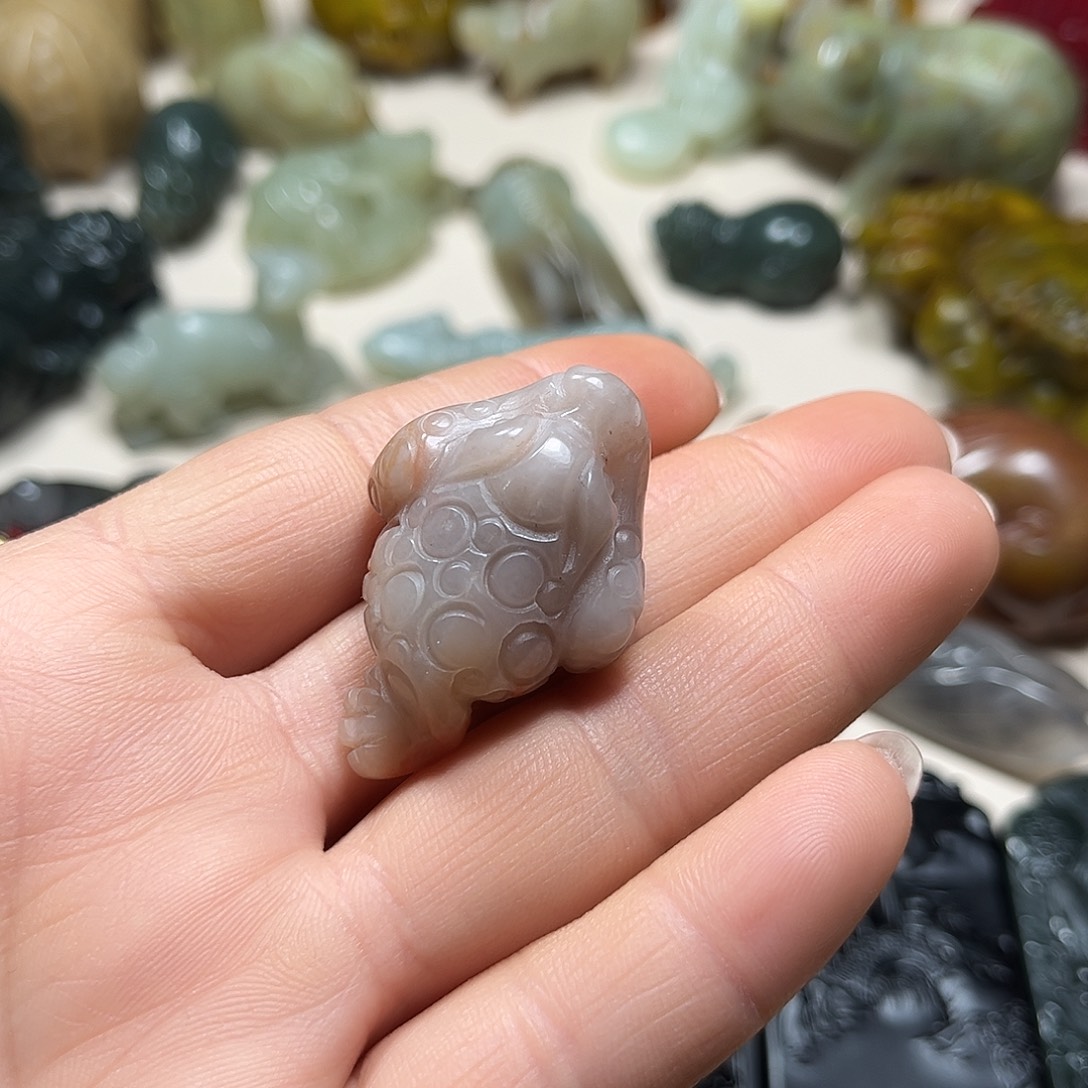 白玉菩提吊坠白玉菩提吊坠