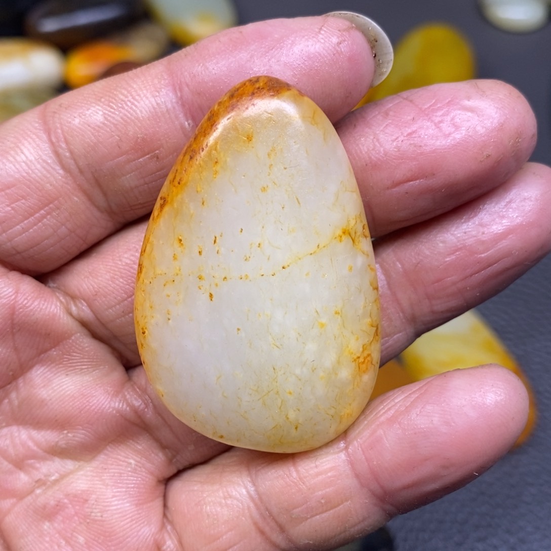 和田玉（糖玉）挂件未镶嵌