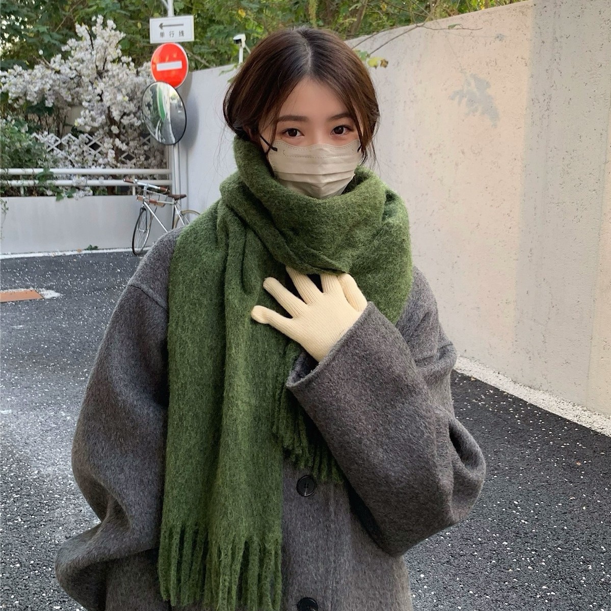 高品质含羊毛围巾女冬季软糯围脖保暖防寒披肩纯色围巾