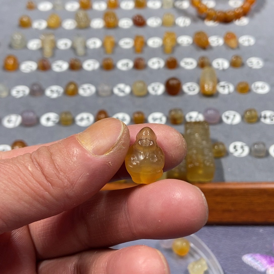 常****玛瑙/玉髓合金颈饰财神