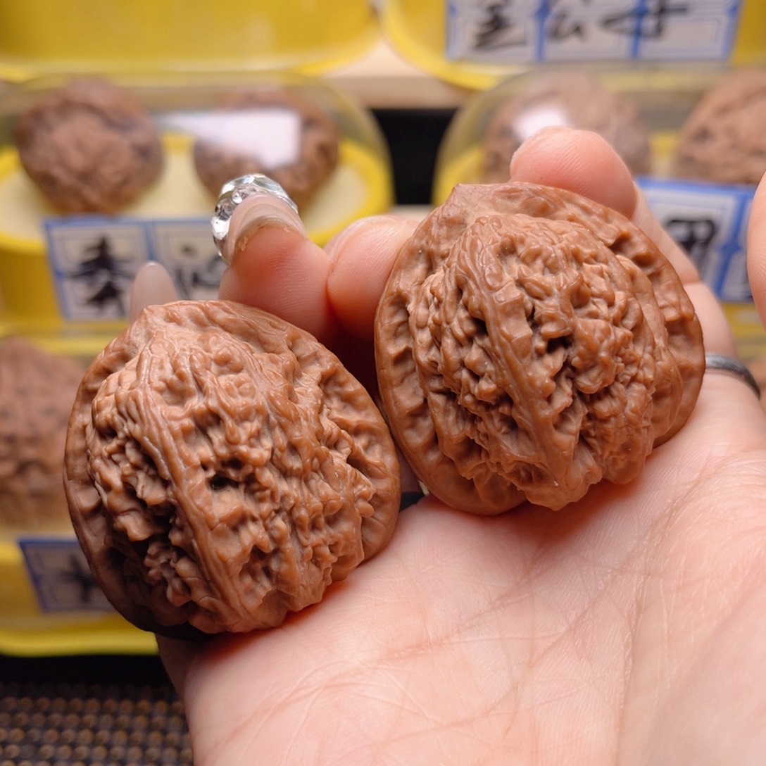 文玩核桃把件蚂蚁沟