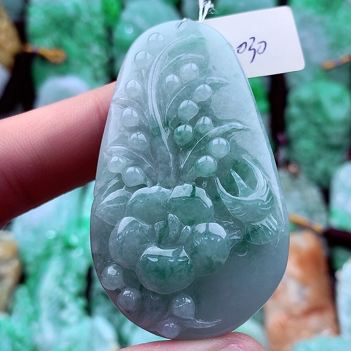 翡翠吊坠(不含链)未镶嵌