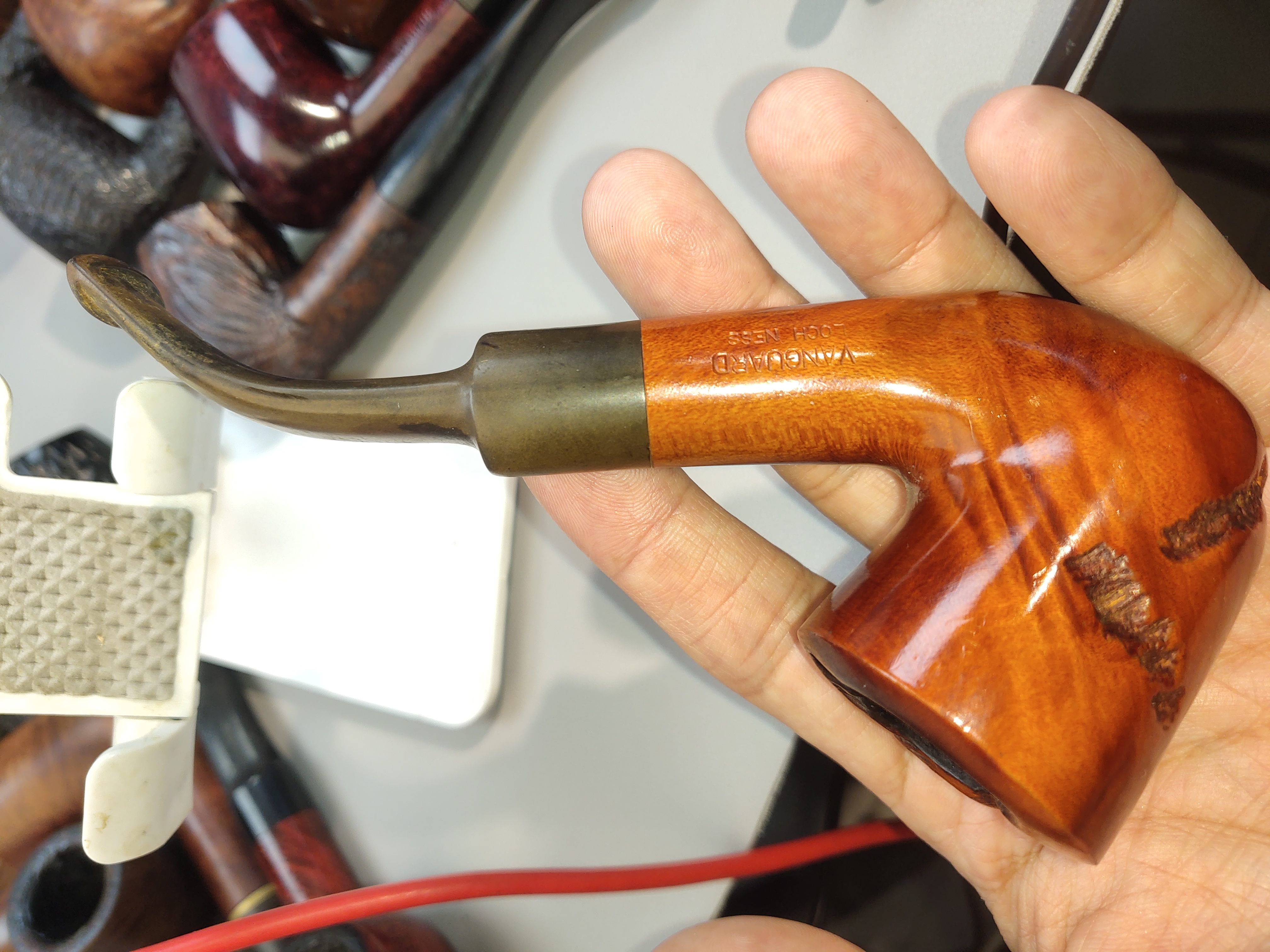 原木色光面骑士造型石楠木烟斗