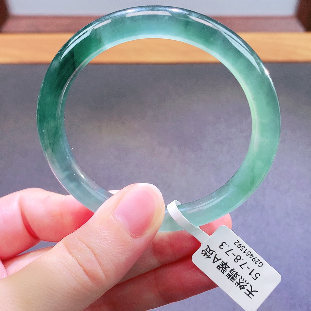 翡翠未镶嵌手镯天然翡翠