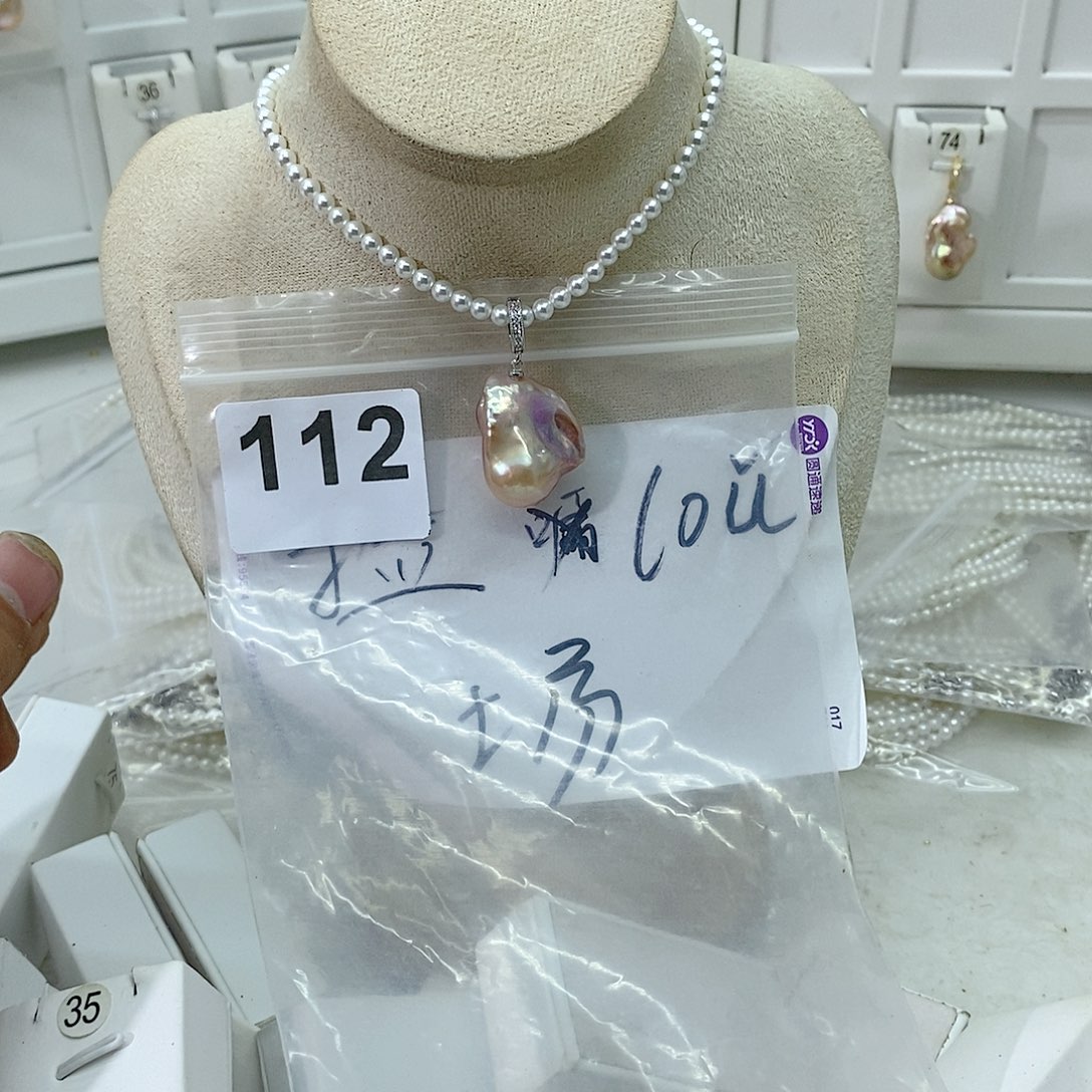 淡水珍珠颈饰合金