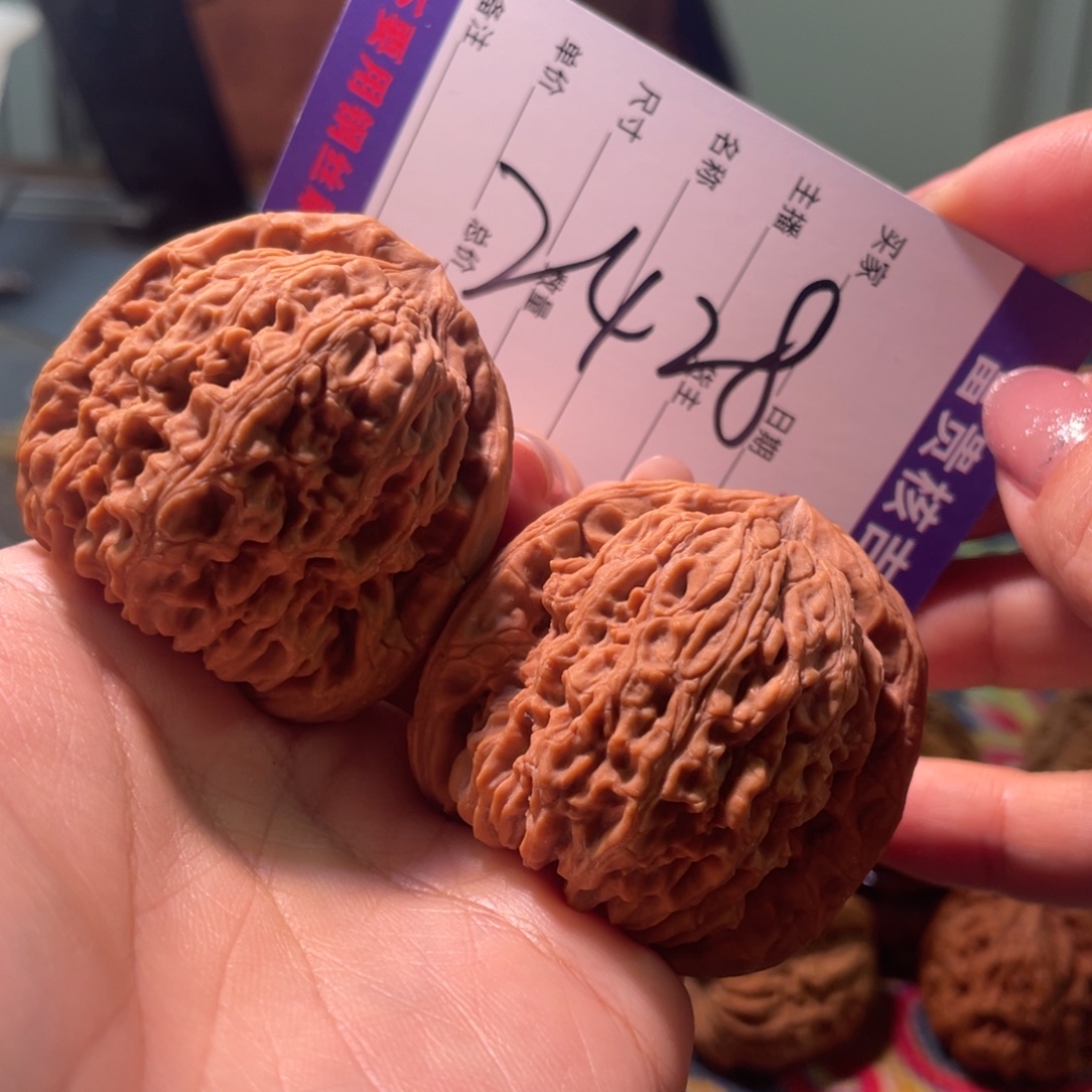 把件核桃44炮弹竖拉丝凹底涿鹿南将石