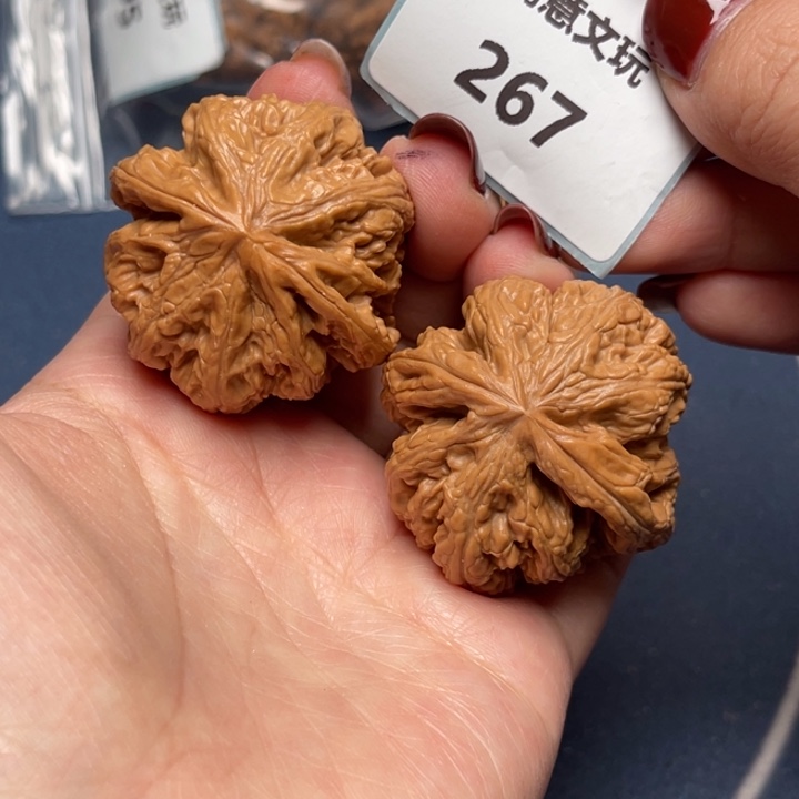 文玩核桃把件粗筋39.267