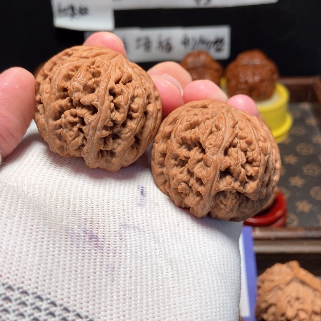 吊坠文玩核桃粗筋44尺34