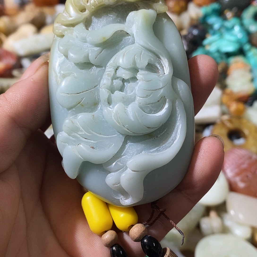 和田玉（糖玉）未镶嵌挂件