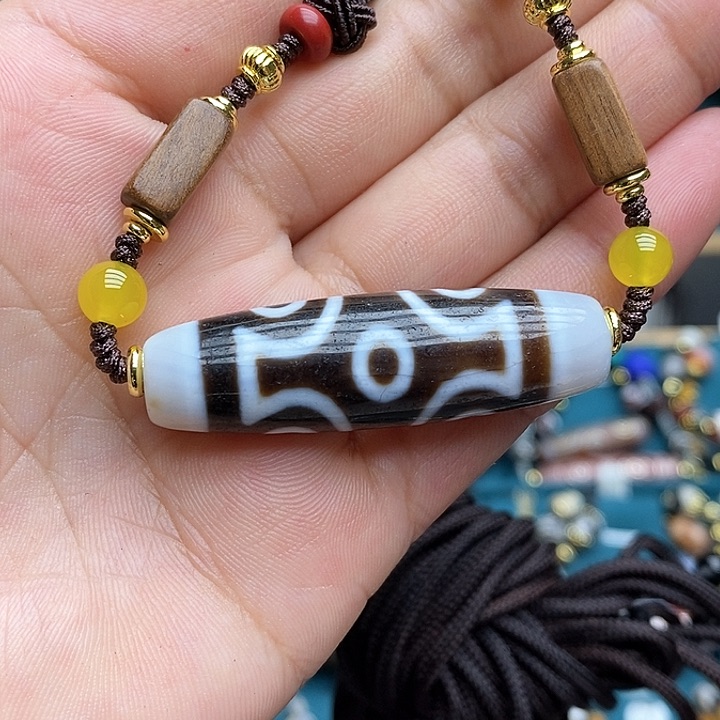 玛瑙/玉髓颈饰合金