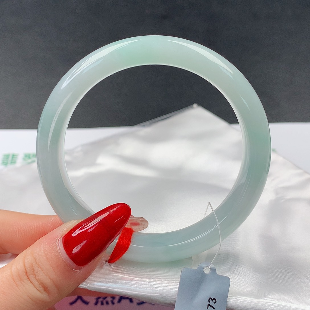 翡翠手镯未镶嵌44正58.6