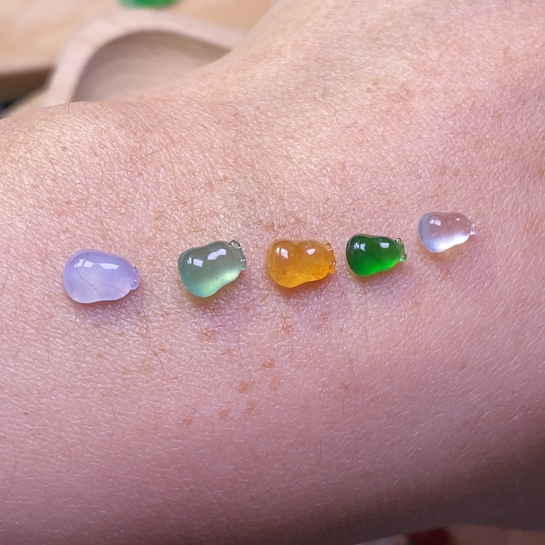 翡翠颈饰未镶嵌弄*～翡翠