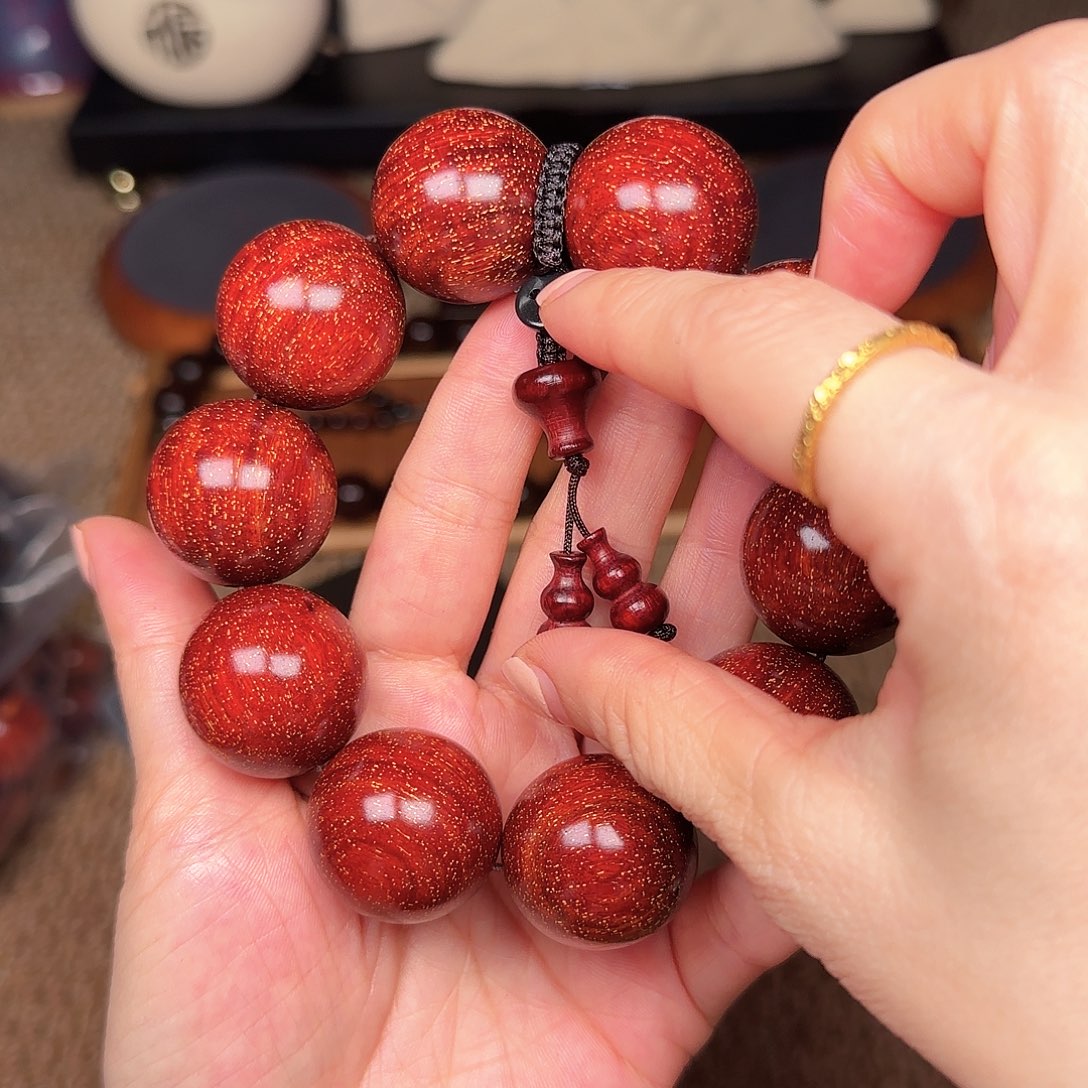 ໑****檀香紫檀（小叶紫檀）2.5红