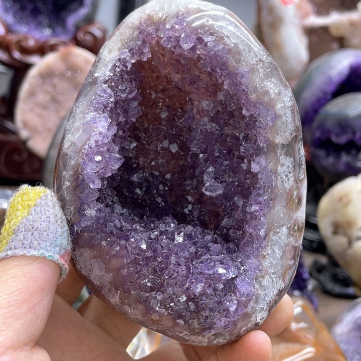 水晶摆件未镶嵌捡漏