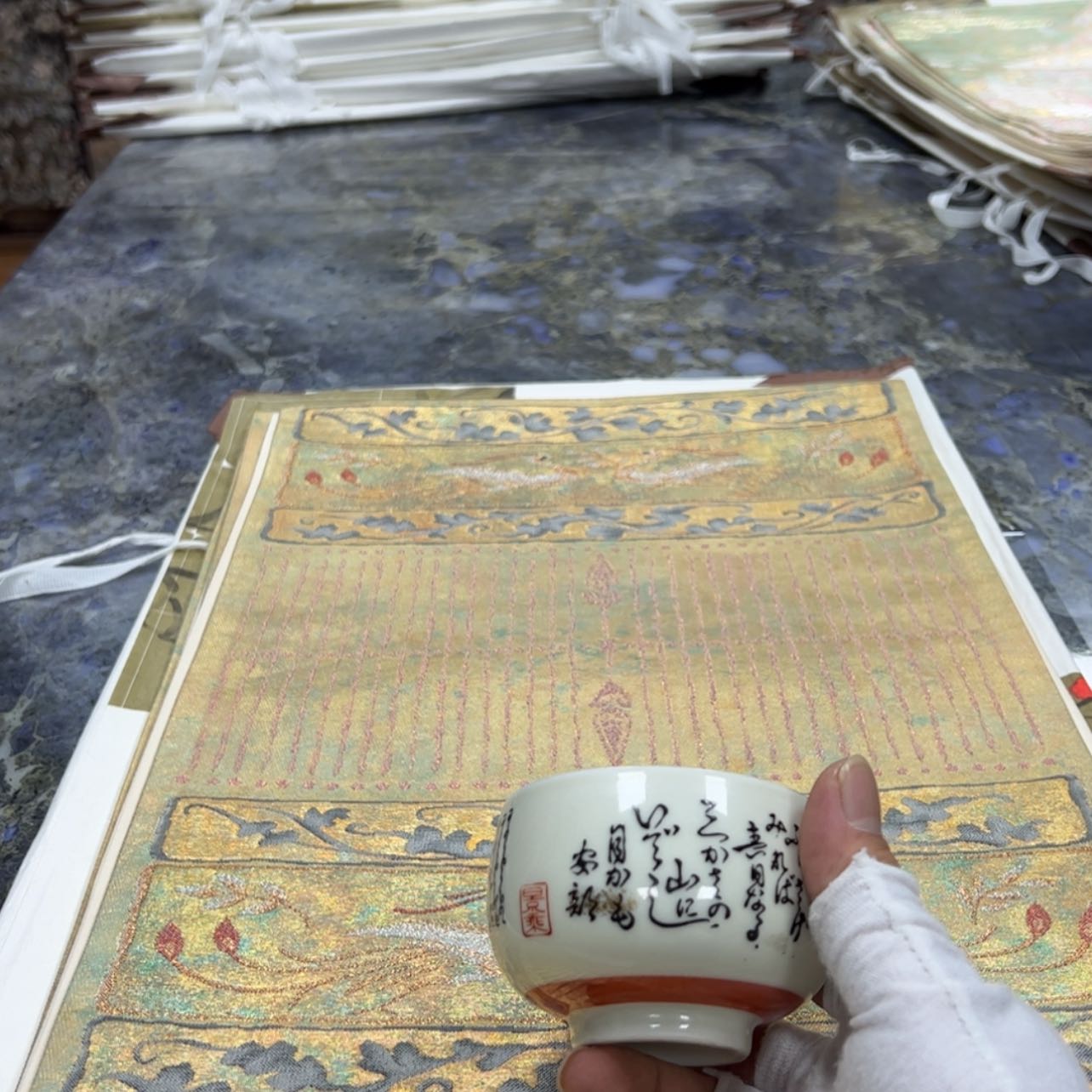 【闪购商品】月**盒陶瓷马克杯带盖勺