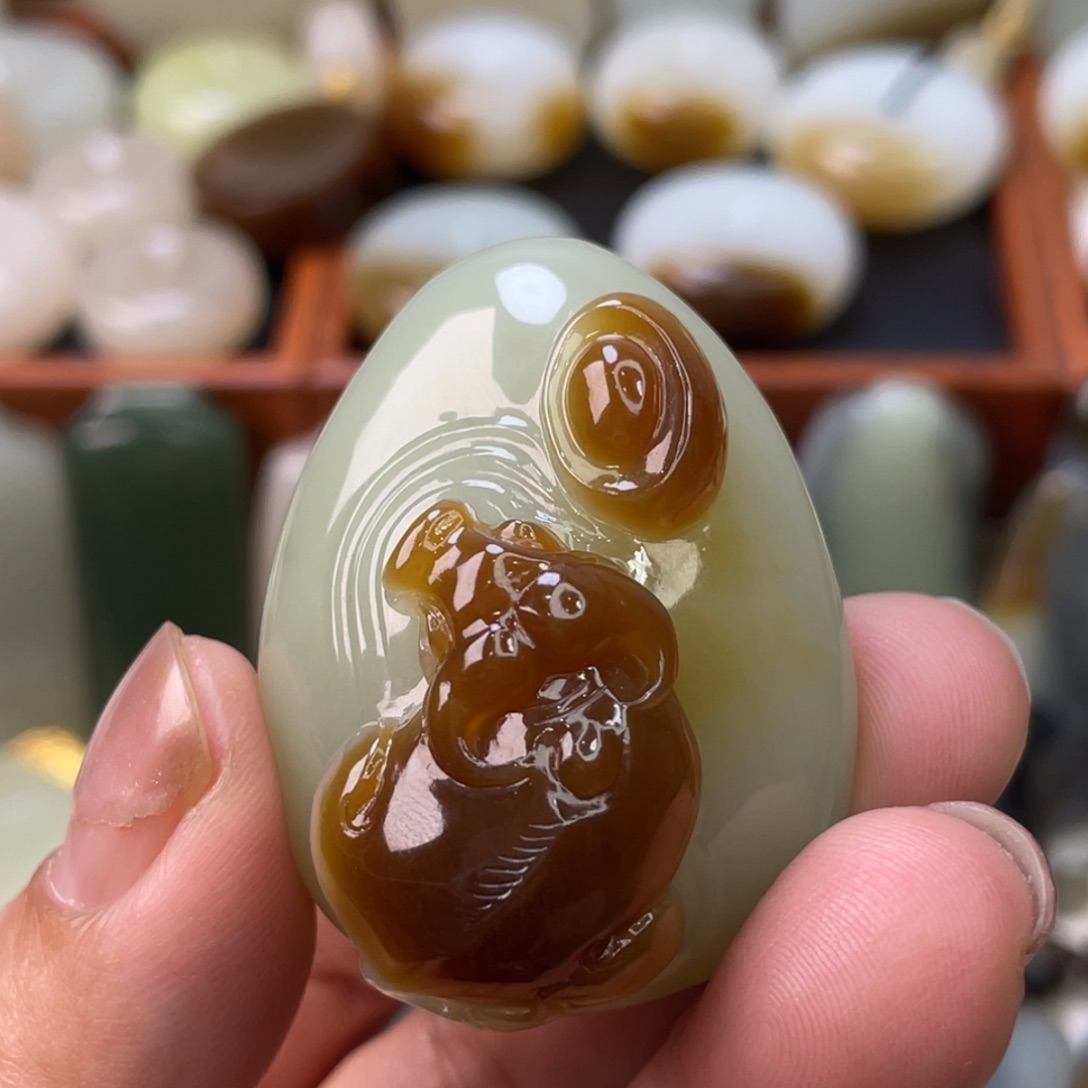 和田玉颈饰未镶嵌