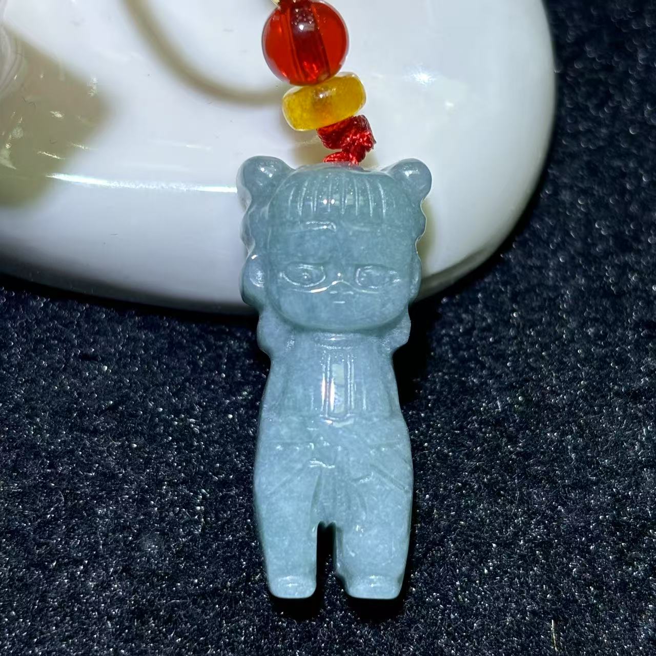 A5422-A货翡翠哪吒吊坠-配红绳