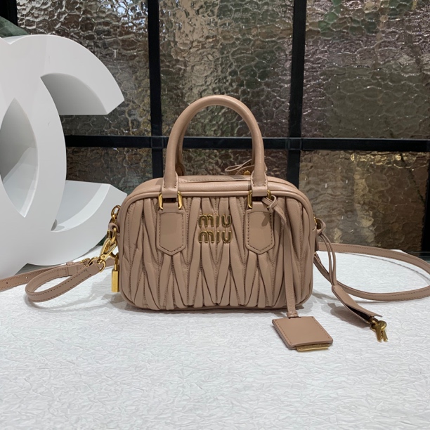 99新 MIU MIU/缪缪 miumiu奶茶色保龄球 25030131-05