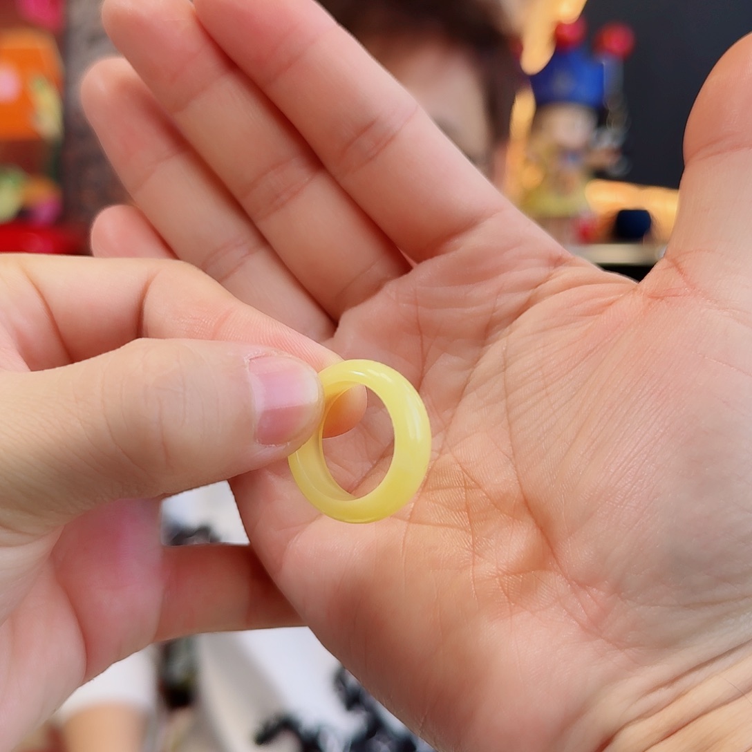 琥珀未镶嵌戒指18指围