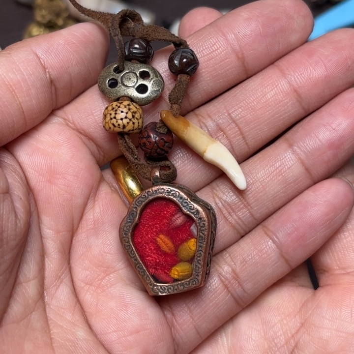 玻璃颈饰藏传喜马拉雅