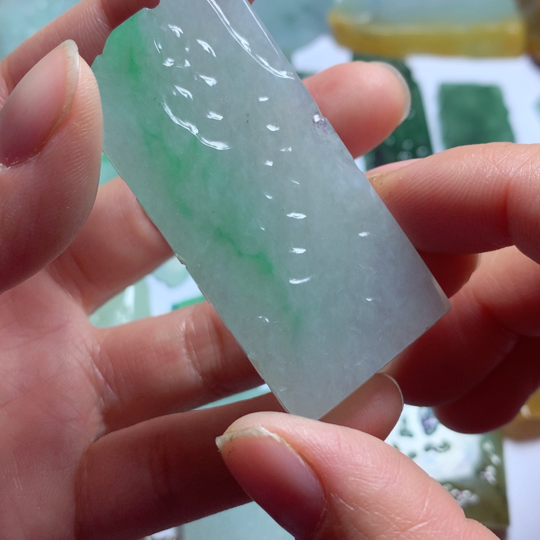 定制翡翠未镶嵌包工