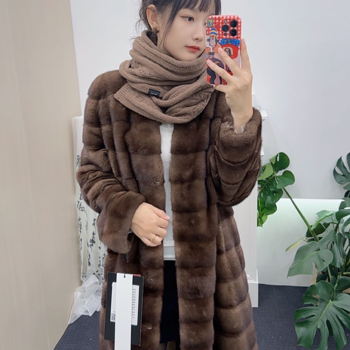 ZQGJ2025新款复古横排挖削工艺长款V领外套