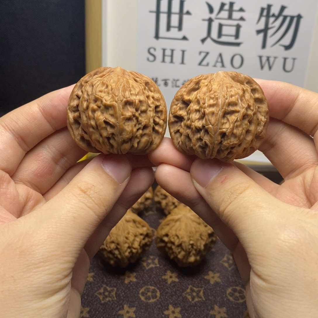 桃核把件老**?涞水山地磨盘