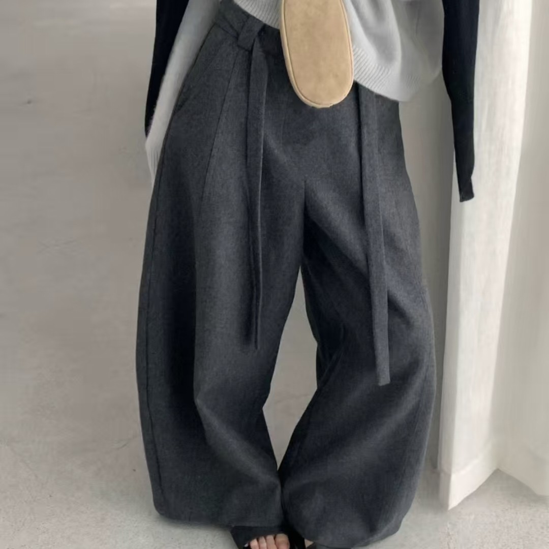 高端复古毛呢阔腿裤女秋季2025新款高级感垂感休闲直筒弯刀裤