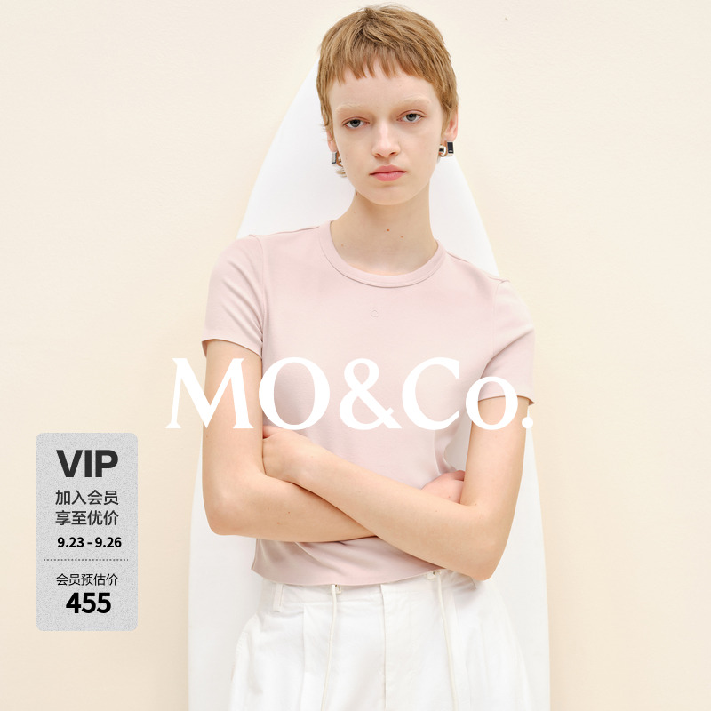 【active系列】MOCO短袖T恤2025秋新品正肩短款收腰MBE3TEE006