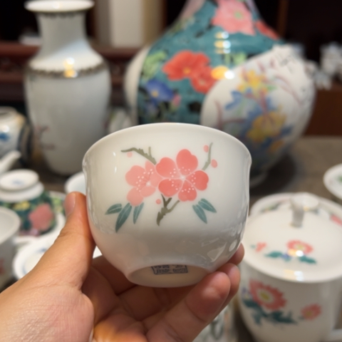 醴陵高温瓷手绘梅花茶杯