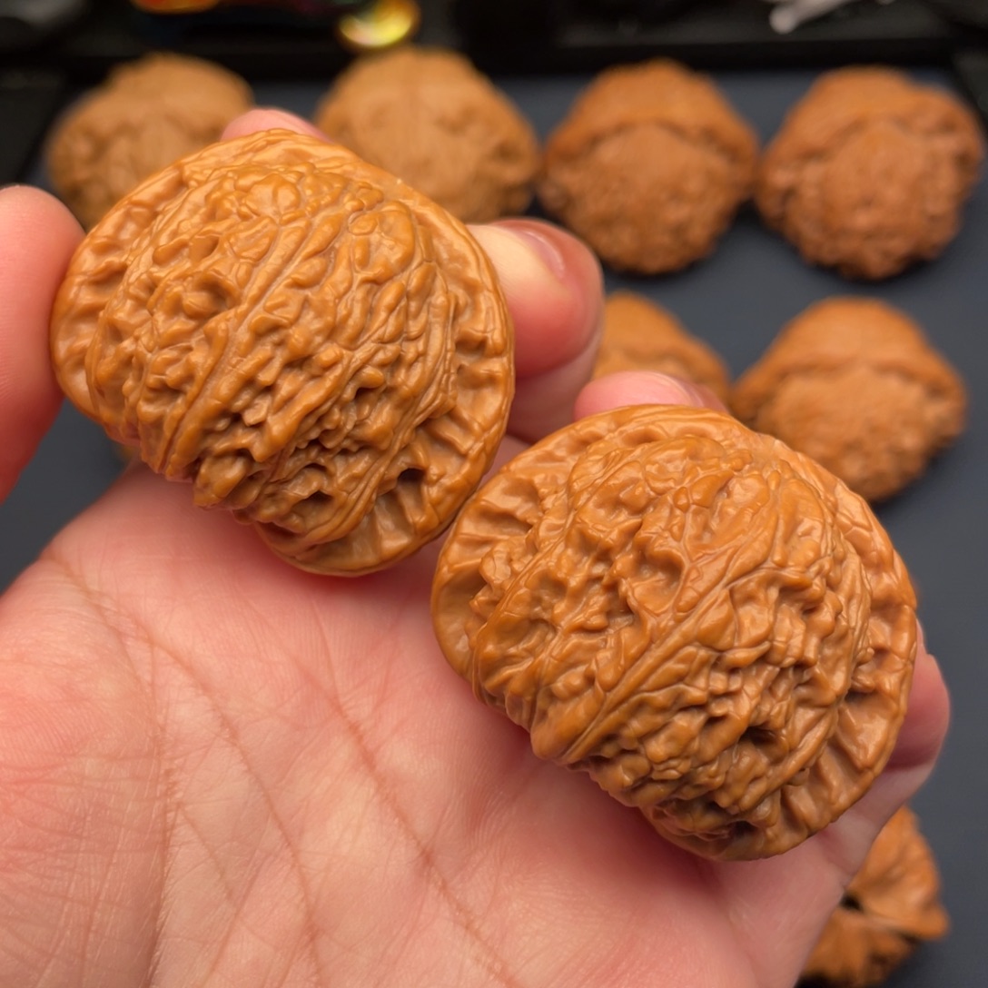 文玩核桃把件全品无修42精品三角白