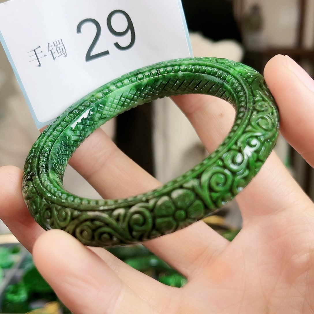 翡翠手镯未镶嵌手镯55.5