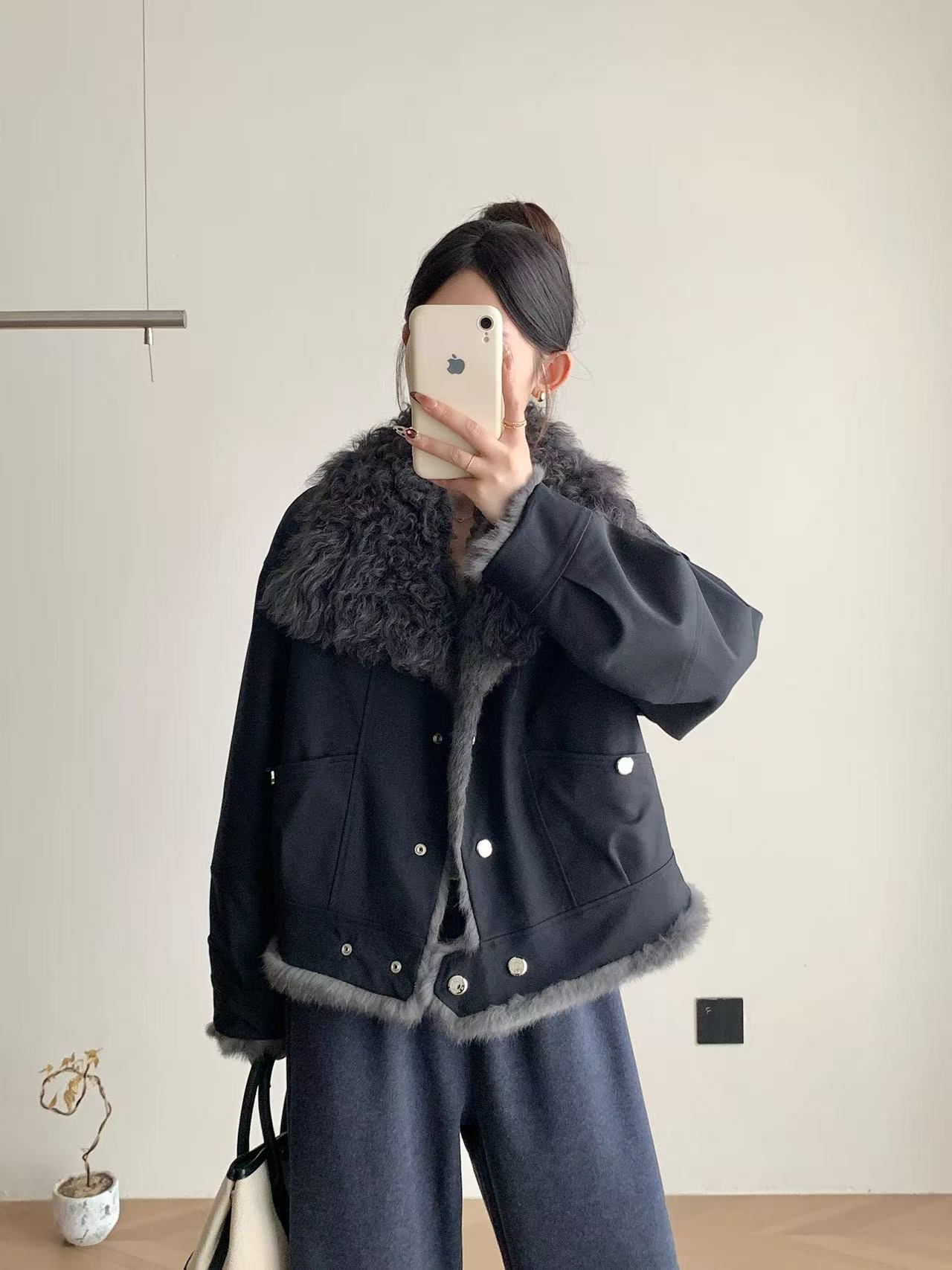 2025新款兔毛内胆女短款羊毛领小个子冬季年轻款皮草外套